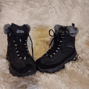 Women"s Boots